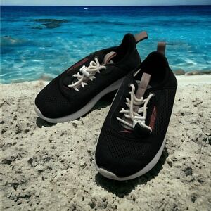 Speedo Youth Lace Up beach Shoes Size Medium Size 13 Insole 7.5" Black